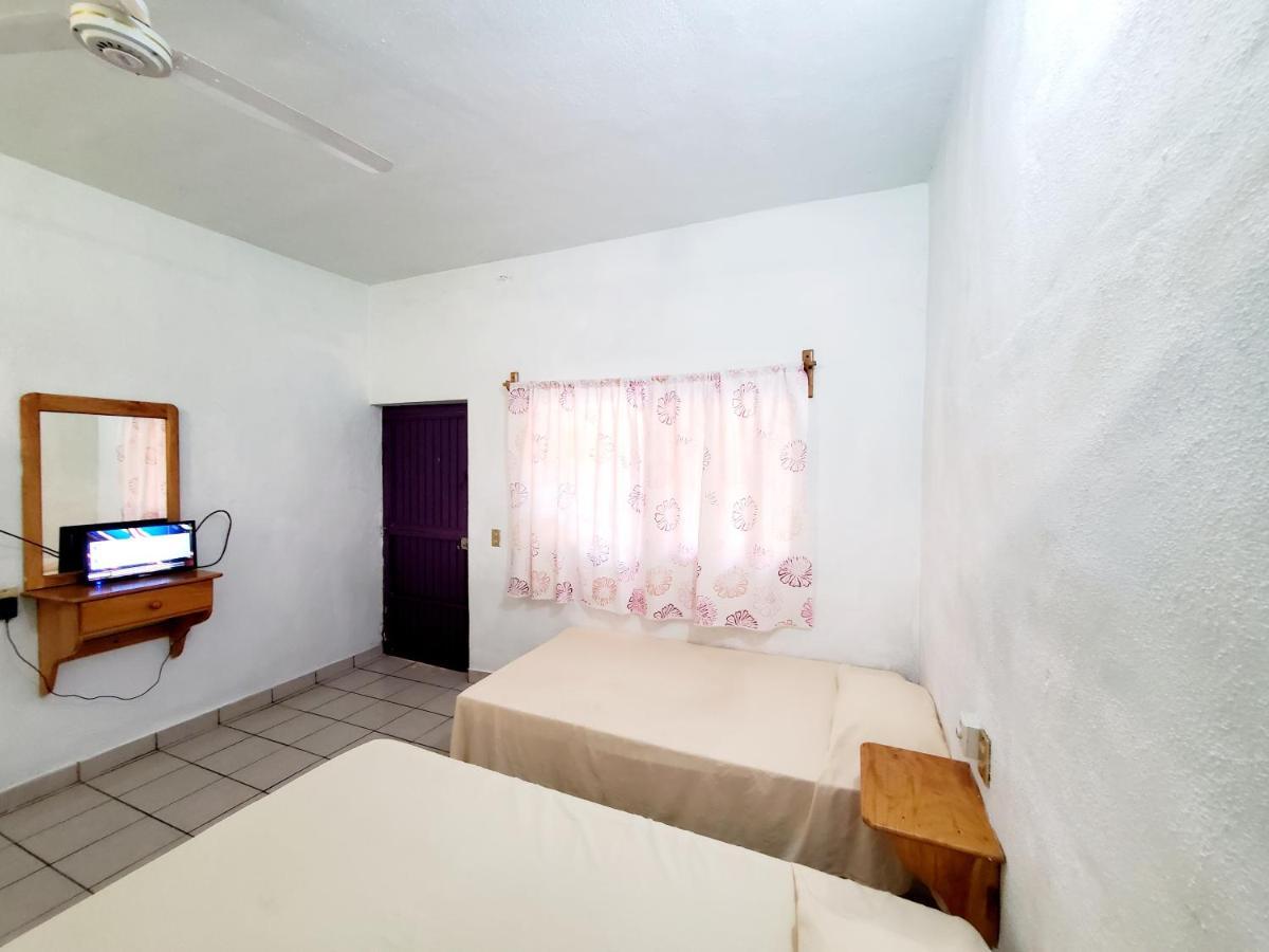 Hotel Casa Melaque Сан Патрисио Мелаке Екстериор снимка